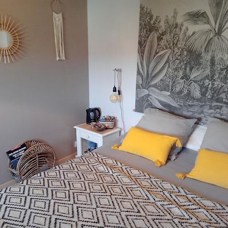 Le 28 Bed and Breakfast Uzerche Εξωτερικό φωτογραφία